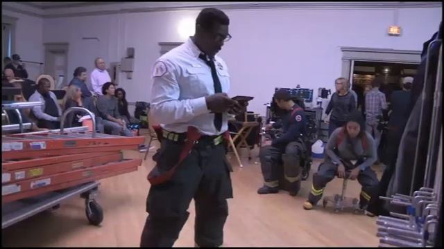 Chicago Fire - Behind the Scenes - Charlie Barnett, Christian Stolte, Jesse Spencer & More смотреть онлайн