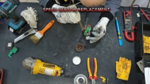 REPAIR ANGLE GRINDER DEWALT D28136 NOT WORKING, SPEED SENSOR PROBLEM