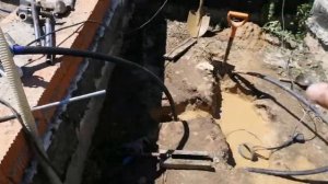 Тройничок - две скважины, один насос.