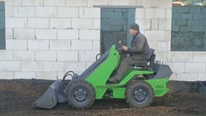 Мини-Погрузчик NLT-30.