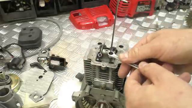 Бензокоса 4-х тактная РАЗБОРКА ОБЗОР КОНСТРУКЦИИ VITALS BK 4714-4a смотреть онлайн