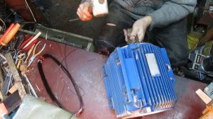 Перемотка асинхронного мотора 5,5 кватт 2820 об.мин.  380 вольт.