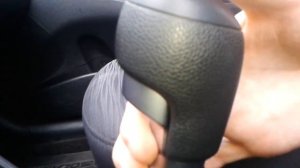 Видео: Включение задней передачи в Автомобиле Хендай