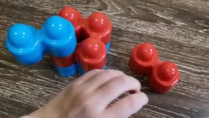 Первый конструктор от года. ОБЗОР лего дупло, мега блокс и стеллар.