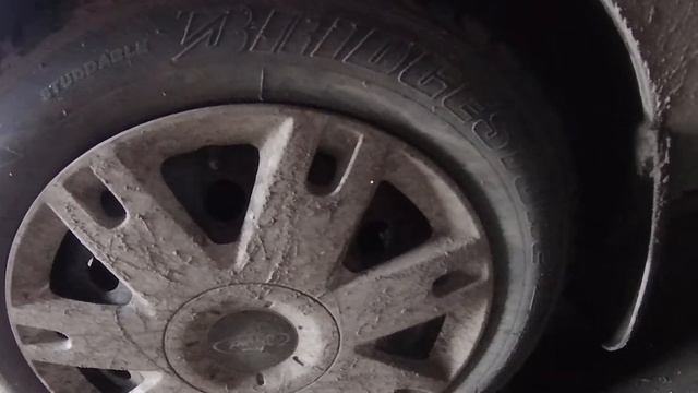 Смена резины на авто.