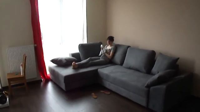 kanapa w dużym pokoju смотреть онлайн