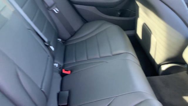 NEW 2018 Mercedes-Benz C 300 Sedan смотреть онлайн