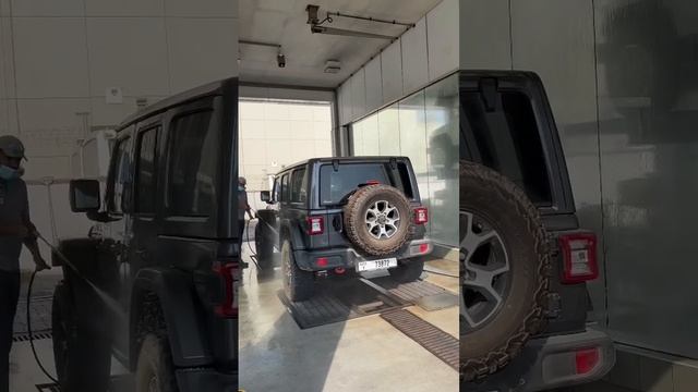 Professional Car Wash #jeepwrangler #jeeprubicon #carwash