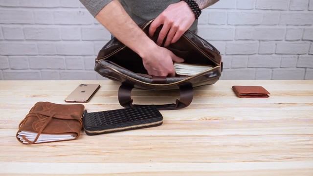 сумка под ноутбук Vintage 14750 коричневого цвета смотреть онлайн