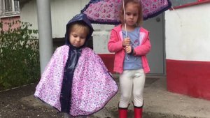 ВЛОГ Детская игровая площадка На улице дождь  Гуляем с Алинка Малинка ТВ и Юляшкин ТВ VLOG