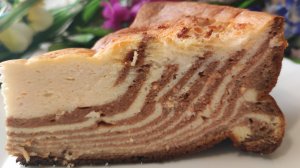 СУПЕР КУХНЯ! Без муки. Полосатый пирог с творогом. Простой видео рецепт перекуса для всей семьи.