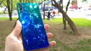 Обзор Huawei P40 Lite E: Ищем хорошее!