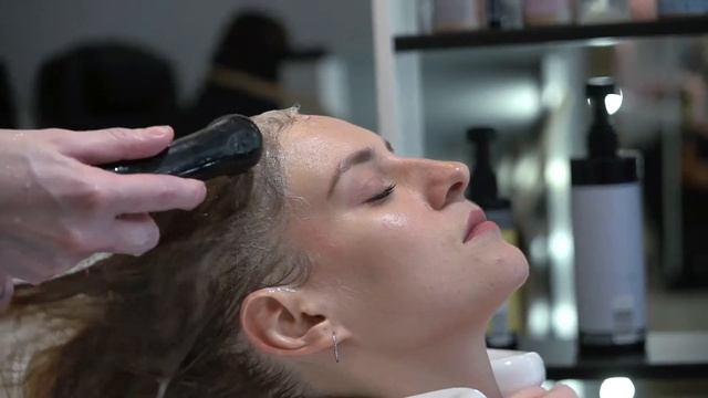Растяжка цвета техникой AirTouch / Schwarzkopf Professional / Аутентичное окрашивание