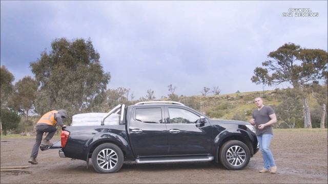 2018 NISSAN - 4x2 vs  4x4 Ute Comparison