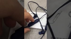 Наушники Sony wi-xb400