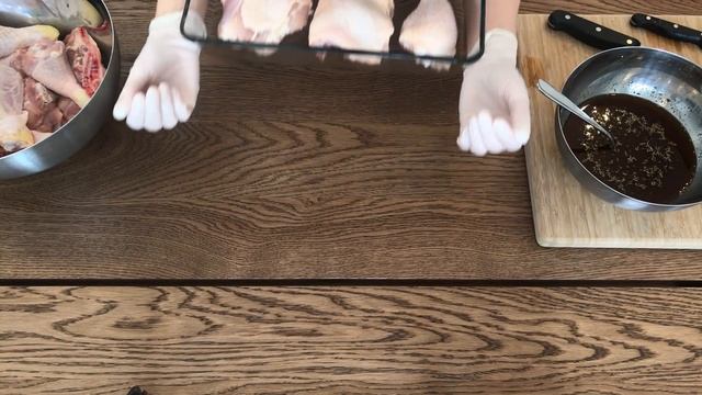 Baked Garlic Lemon Chicken (Djej Bil Foron) смотреть онлайн