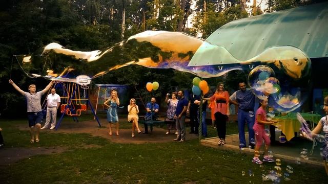 Пузырь-гигант Тольятти Шоу Мыльных Пузырей Феерия смотреть онлайн