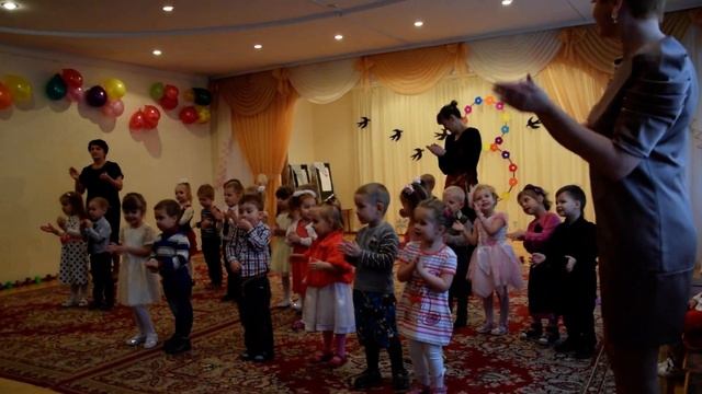 Мы печём пирожок для любимой мамы смотреть онлайн