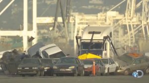 Грузовик таран