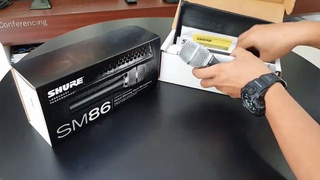 SM86 - Vocal Microphone Shure смотреть онлайн