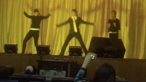 "Гениальный сыщик"