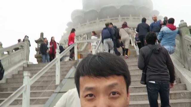 The BIG Buddha Statue in Hong Kong! Surrounded by Cows! смотреть онлайн