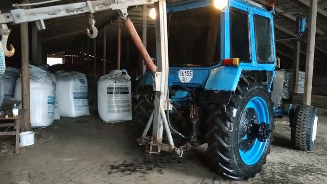 Самодельный кран на трактор. Возим Биг Беги. Сезон 2020 смотреть онлайн