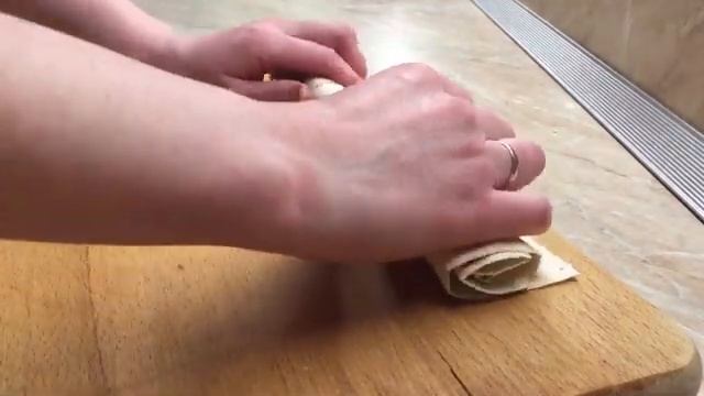 Когда лень лепить пирожки ?❤️ Запеканка с зелёным луком и яйцами смотреть онлайн