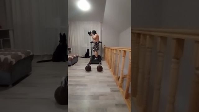 бег с гирей