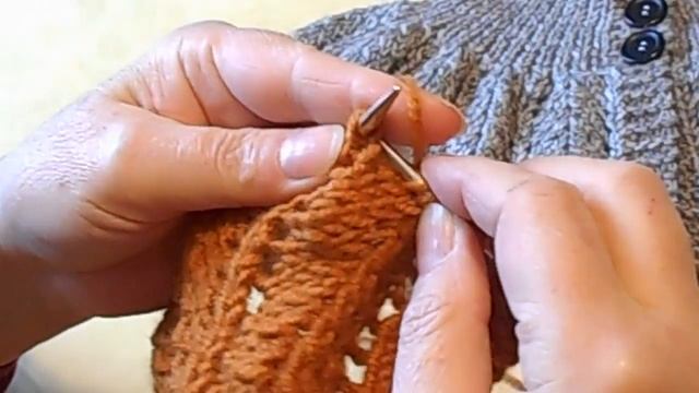 Сьемный воротник спицами.