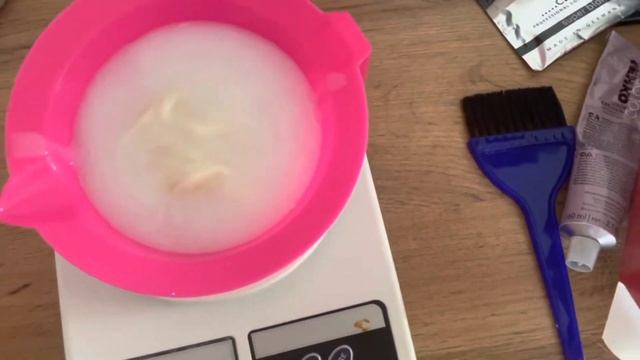 Окрашивание в домашних условиях.Супер блонд 