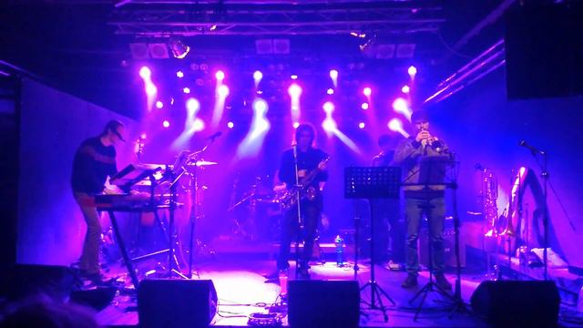 Blue Apple - Lovely Hangover 14/2/2017 - Brno/Melodka смотреть онлайн