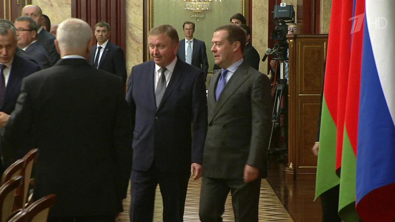 Дмитрий Медведев: Рост товарооборота между Россией и Белоруссией превысил 32 миллиарда долларов