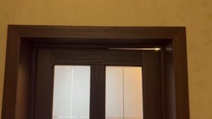 Заменили разбитое стекло в межкомнатной двери