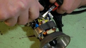 Як відремонтувати кофемолку VITEK .