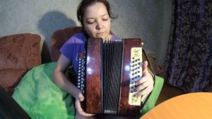 Разминаем пальчики № 2 / играем сами на гармошке / Цыганочка