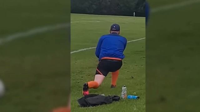 Разминка в любительской лиге (Warm up in the amateur league) смотреть онлайн