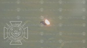 🛫💥☠⚡Эффектное уничтожение украинского ЗРК "Оса" с последующей детонацией боекомплекта