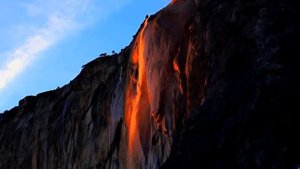 Огненный водопад Лошадиный хвост. Калифорния. США.
