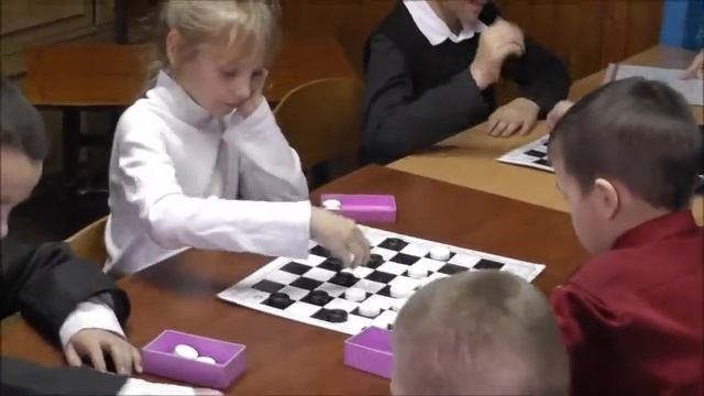 Шахматы смотреть онлайн