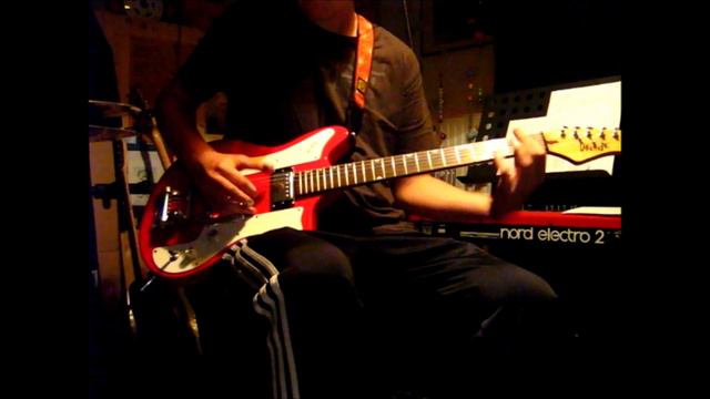 Chet Atkins (The Beatles ) - She's A Woman (Gutiar Cover)