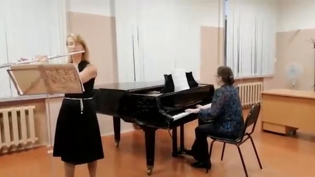 В.А. Моцарт Анданте для флейты с оркестром до мажор смотреть онлайн