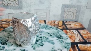 Творожный десерт с сухофруктами и орехами.