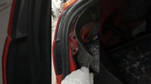 Мерседес бенз C 207 снятие заднего бампера и фонаря