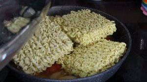 Рецепт. Прокачал доширак за 100р. доширак на максималке. готовим дома.Mukbang eating show