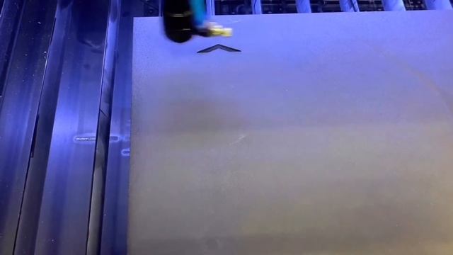 Нанесение логотипов на ложементы из вспененных материалов смотреть онлайн