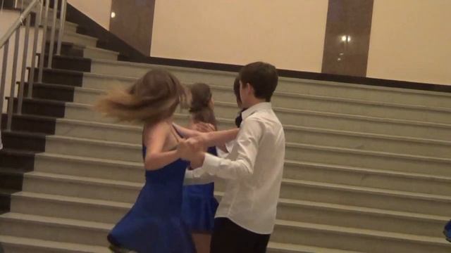 Пушкинский бал 2013 Танго 10 кл смотреть онлайн