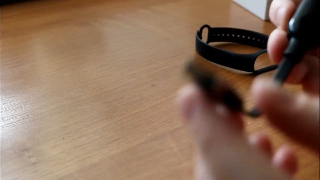 Распаковка и обзор фитнес браслета Mi Band 3 смотреть онлайн