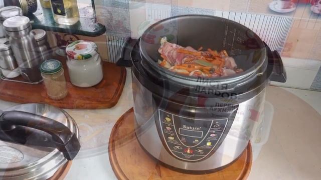 КРОЛИК У ВЛАСНОМУ СОКУ // готуємо в мультиварці . смотреть онлайн