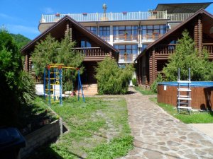 Отдых в Солониках частный сектор. Коттеджи для отдыха в Солониках. «Изба DeLuxe» коттеджи под ключ